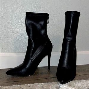 Public desire sock boots